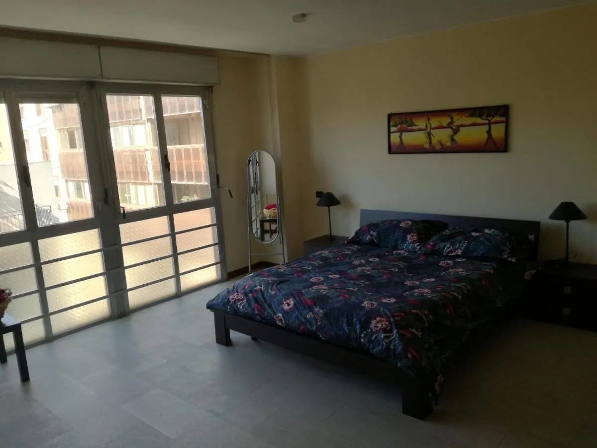 Via Dogali Center Appartement Messina Italië