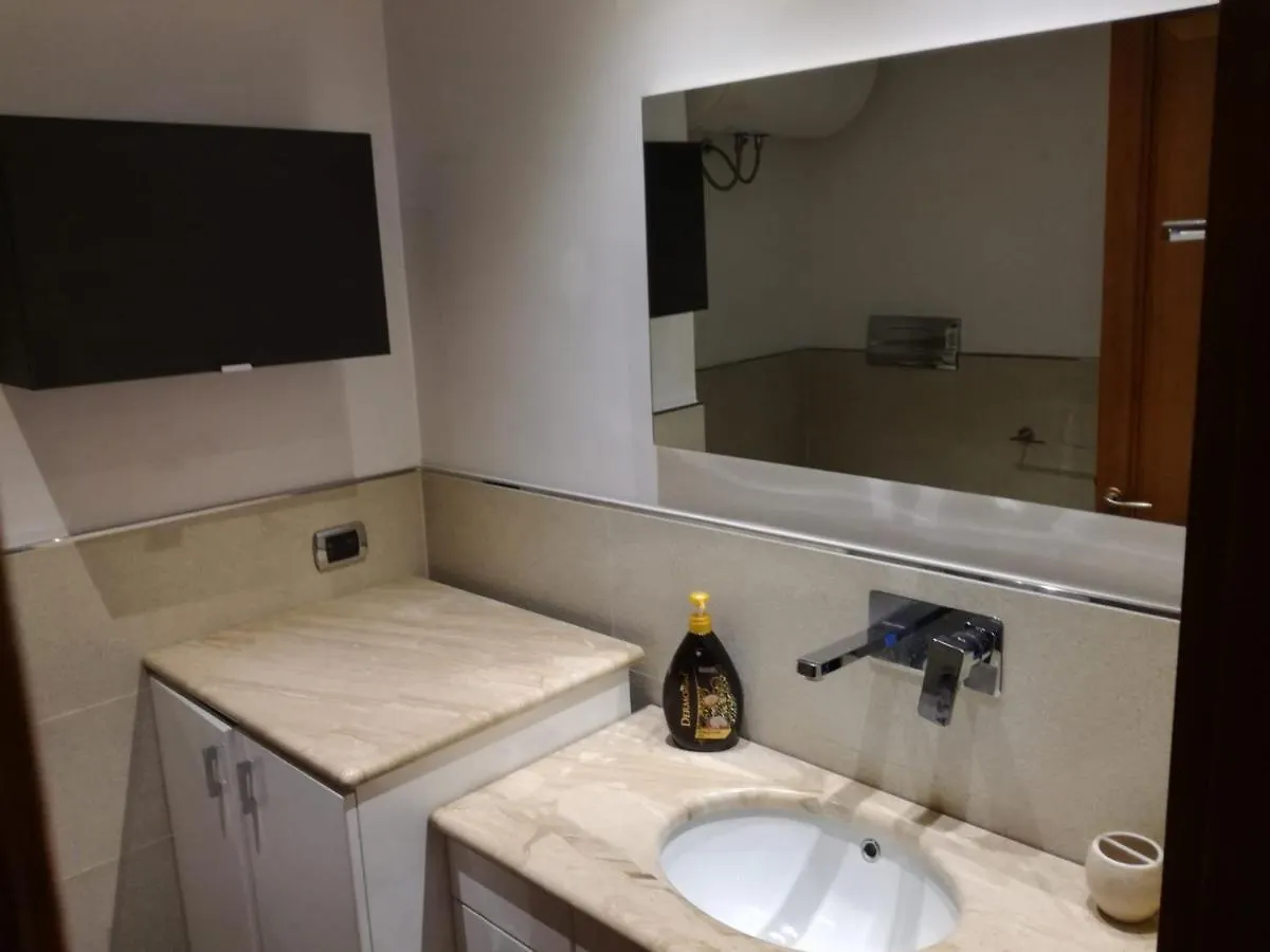 Via Dogali Center Apartment Messina